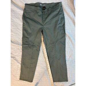 DG2 Diane Gilman Olive Green Cargo Tapered Pants Plus Size 1X NEW